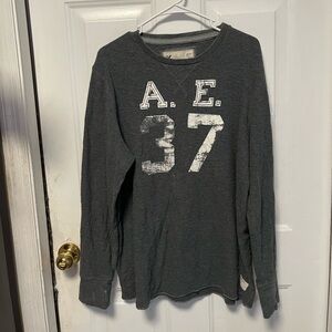 American Eagle Outfitters vintage men’s Gray Long Sleeve Top